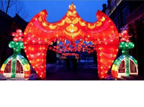 元宵佳節(jié)彩燈明——小學(xué)美術(shù)五年級(jí)上冊(cè)《元宵節(jié)里掛彩燈》工藝制作解析